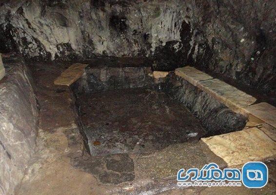 حمام سنگی گیوی شاهکار معماری دستکند در دل غار است